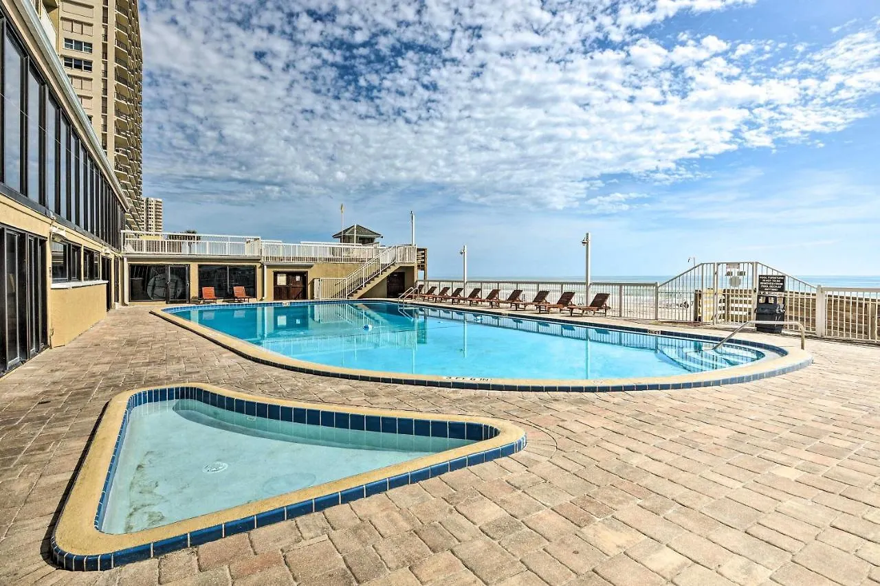 Daytona Beach Retreat Beach Access! Daytona Beach