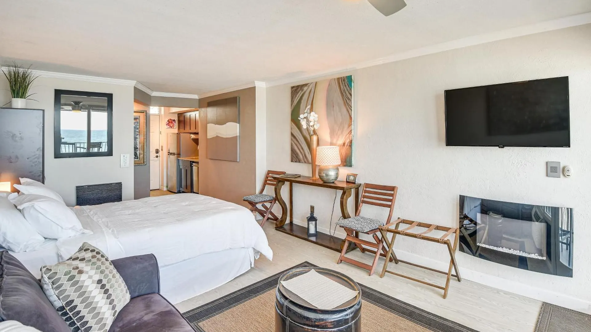 Apartment Daytona Beach Retreat Beach Access!